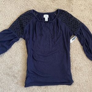 Never worn, great condition!